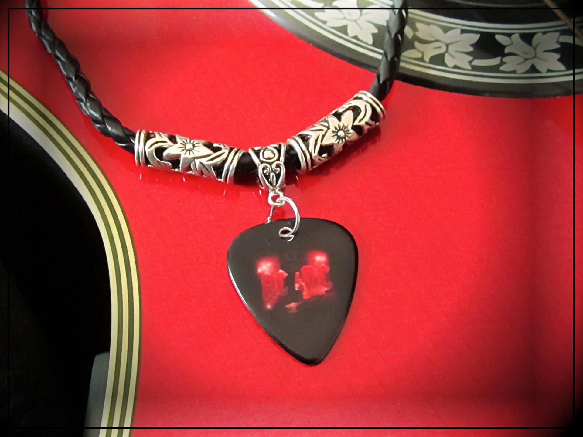 "Rock Band" Gallery Choker Necklaces