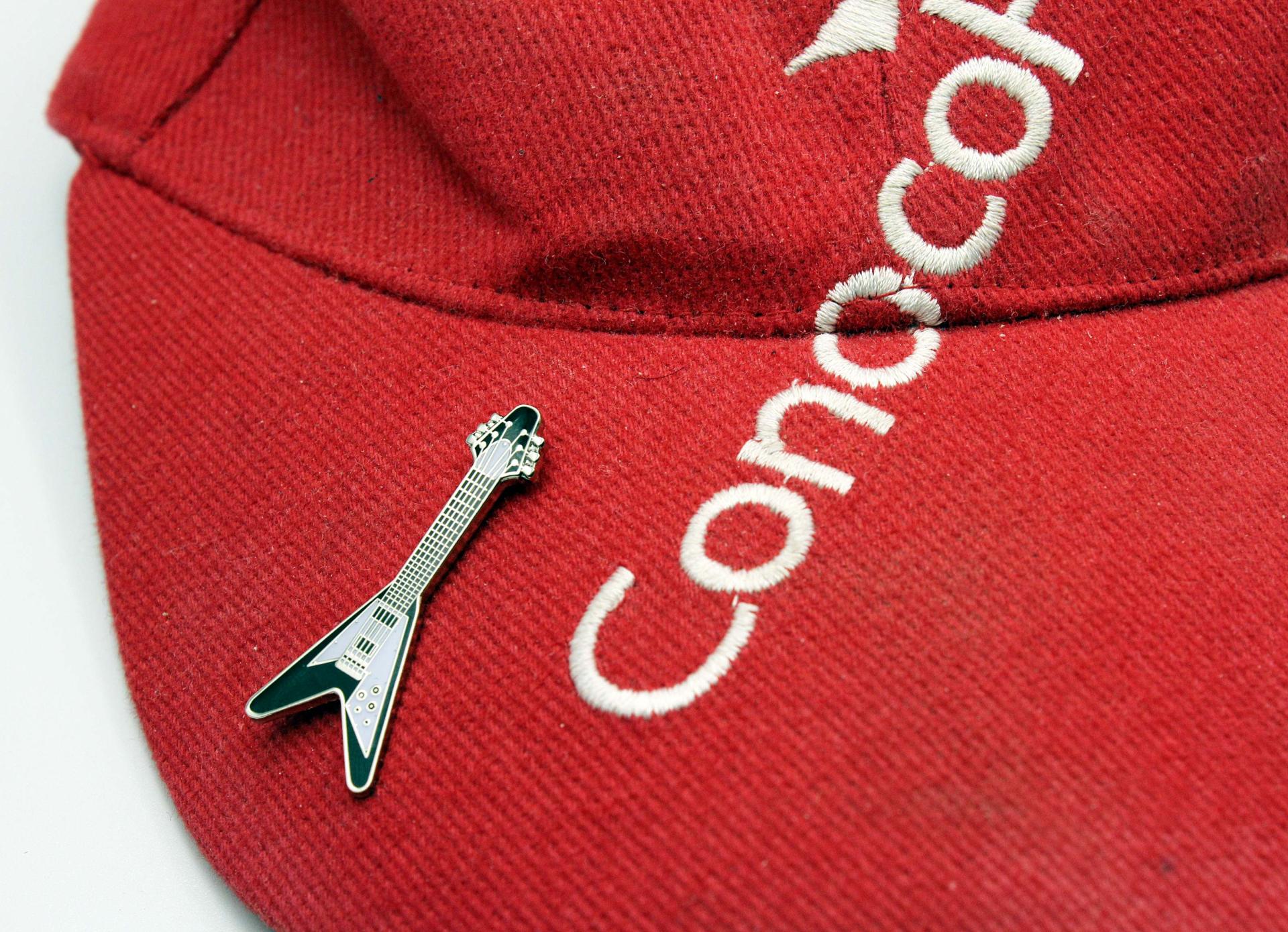 Gibson Flying V Style Guitar Pin Badge