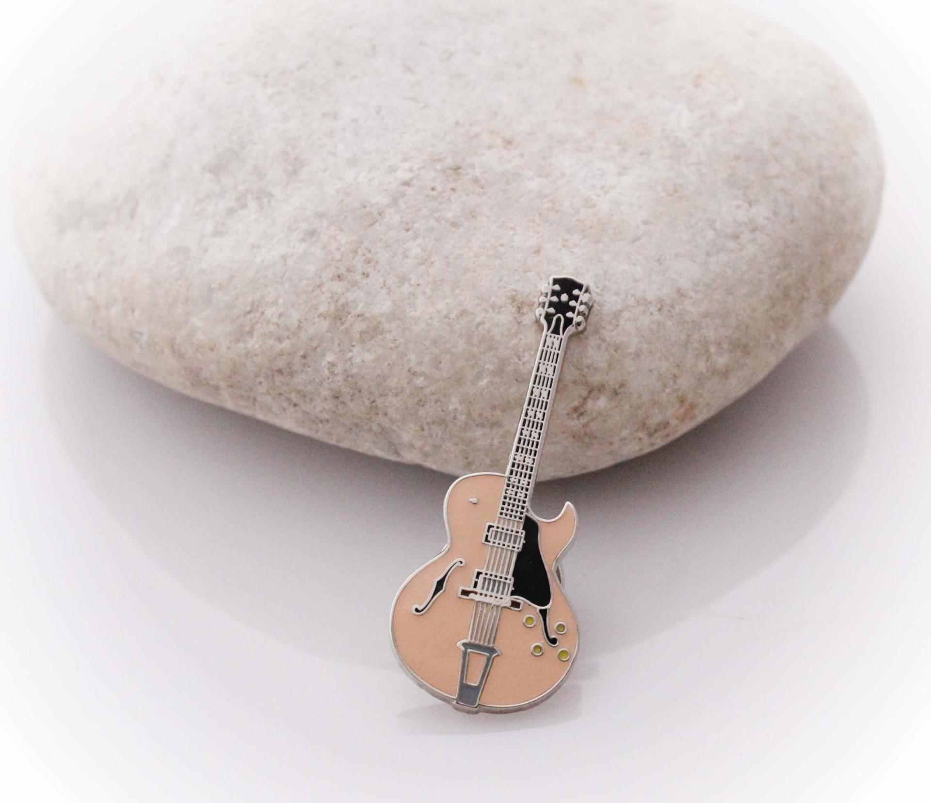 Gibson ES- 175 Style Guitar Pin Brooch