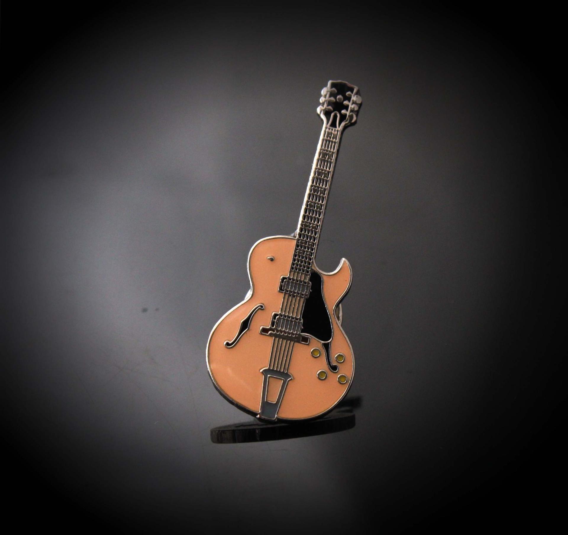 Gibson ES- 175 Style Guitar Pin Brooch