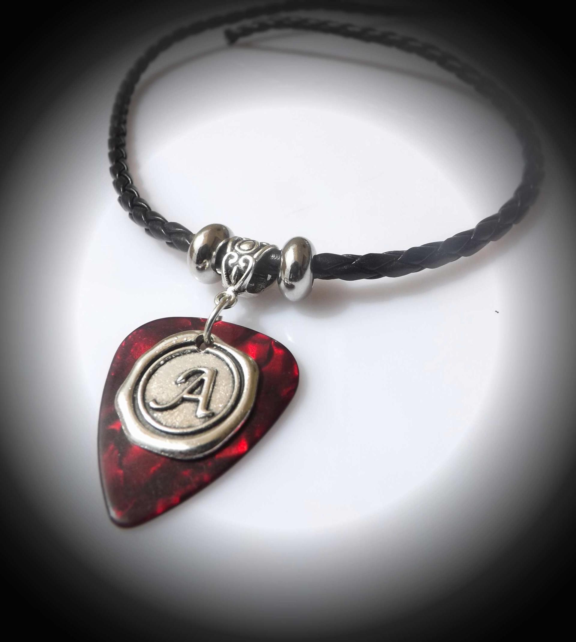Initial Style Leather Choker "Jazzy Style"