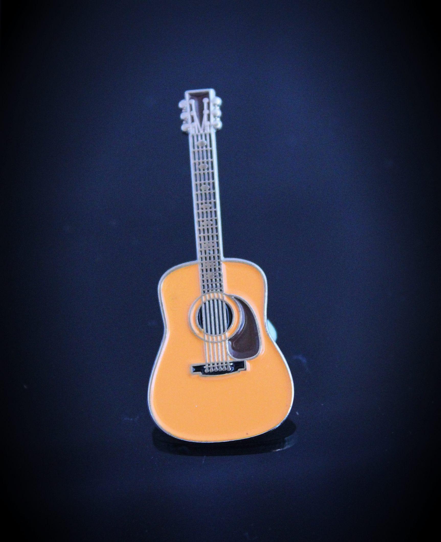Martin D45 Natural Guitar Pin Badge
