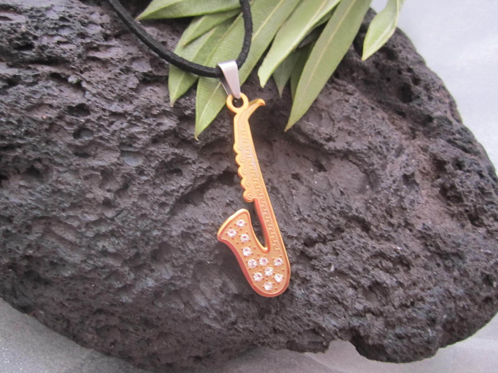 Gold Sax Pendant 2-tone