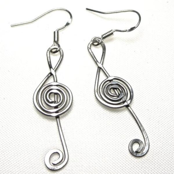 Treble Clef Earrings Hammered & Polished